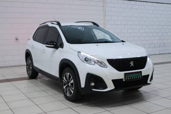 PEUGEOT 2008 1.6 16V FLEX ALLURE PACK 4P AUTOMÁTICO PEUGEOT 2008 1.6 16V FLEX ALLURE PACK 4P AUTOMÁTICO